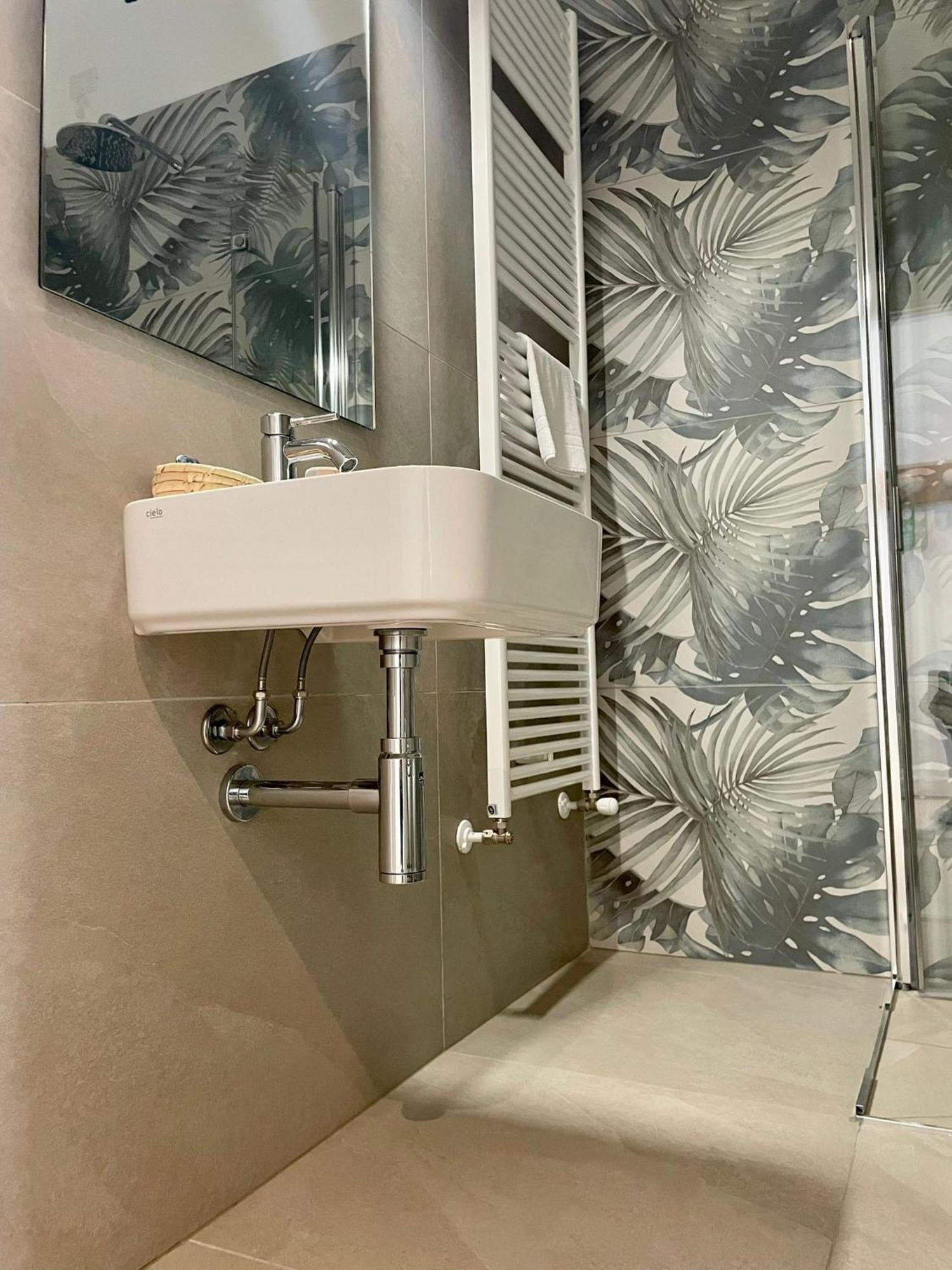 Hotel Giardino Breno Dış mekan fotoğraf