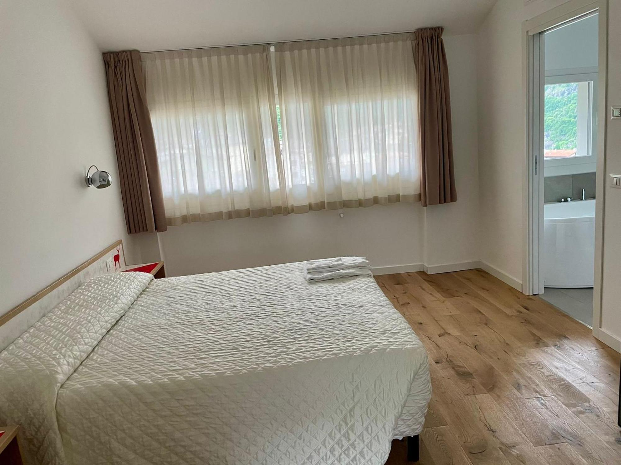 Hotel Giardino Breno Dış mekan fotoğraf