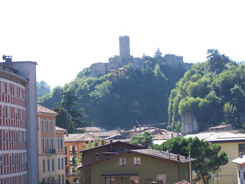 Hotel Giardino Breno Dış mekan fotoğraf