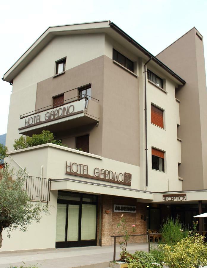 Hotel Giardino Breno Dış mekan fotoğraf